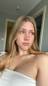 84978cbd32e741a61206728b0ae43ca1